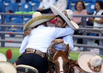 Óscar Viñuela y Máximo Aceves se instalan en lo alto de la tabla de charros completos infantiles “B”