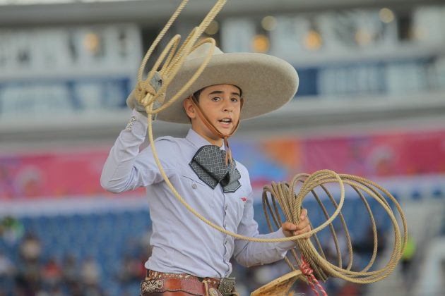 Rafael Valenzuela López es líder de los completos infantiles "B" al ganar su eliminatoria con 214 puntos