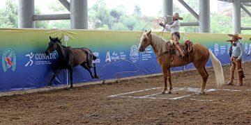 Salvador Muñoz “A” gana la primera charreada del «Nacionalito» 2025