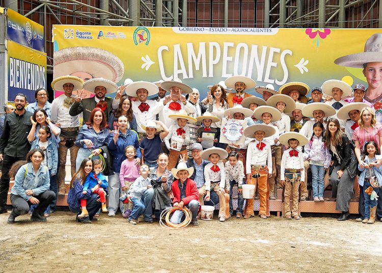 Hacienda Santa Cruz del Valle conquista las coronas de los equipos Dientes de Leche e Infantil “A”