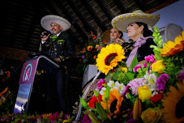 El presidente de la Federación Mexicana de Charrería, José Antonio Salcedo López, encabezó la ceremonia de coronación