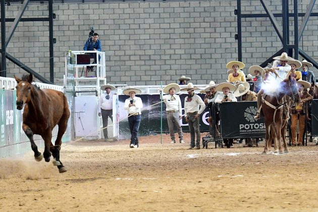 Con dos piales en el lienzo cooperó Pablo Barba Ruiz para sumar 42 tantos por Alteña "Z"