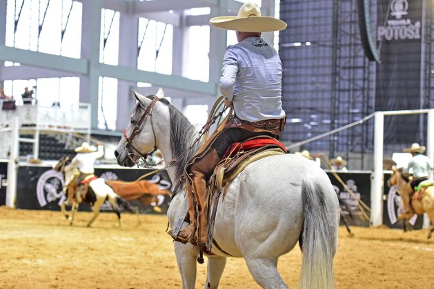 Rancho San Pablo se levantó con seis manganas de cuenta