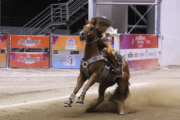 José Luis Hernández Vázquez presentó la cala de 20 buenos para su equipo, Nicolás Vázquez de Jalisco