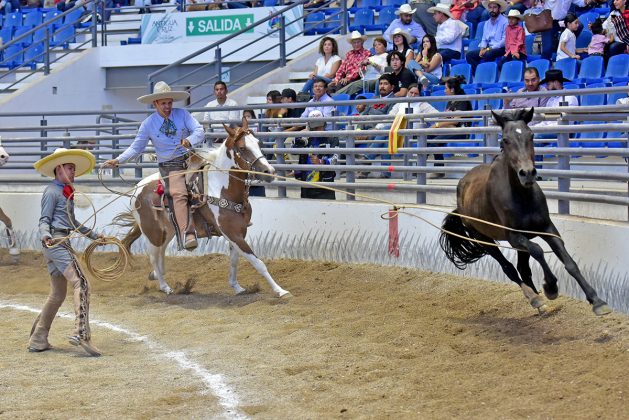 Andrés Daniel Rivera López cumplió con su equipo, Rancho Rivera, al agarrar un par de manganas a pie para 49 unidades