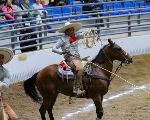 Rogelio Gurrola Ramos acertó dos manganas a caballo y lideró la victoria de Valle de Guadalupe