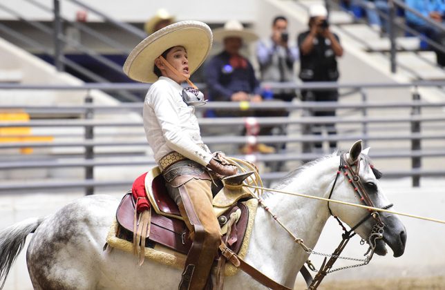 César Daniel Casillas Cuevas logró sus tres manganas a caballo para Valle Redondo