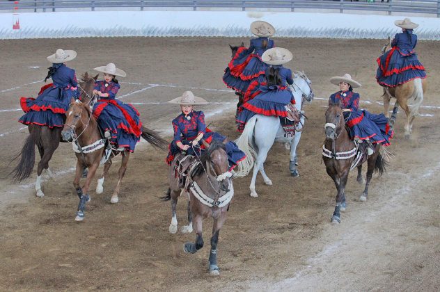 Buen sabor de boca dejó la participación de las Caporalitas de Chihuahua en categoría Juvenil