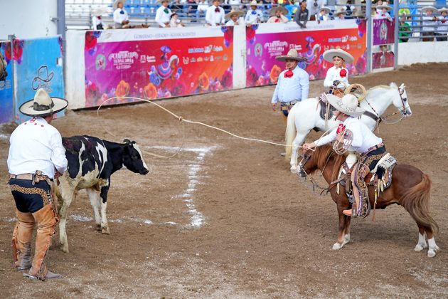 Bello lazo cabecero que acertó Luis Antonio Durán Ojeda, cosechando 15 unidades para los Charros de Irapuato