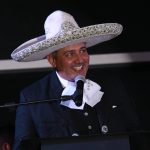 Feliz el presidente de la Federación, José Antonio Salcedo López, ante el éxito que representó el Baile de Reinas