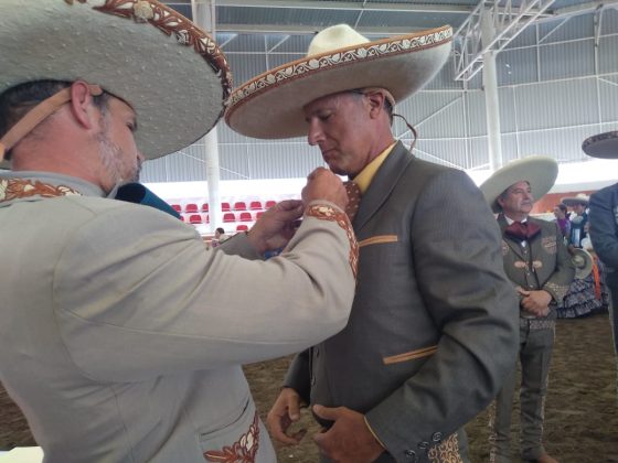Se impusieron condecoraciones de la Federación en el estado de Coahuila a distinguidos miembros de la familia charra