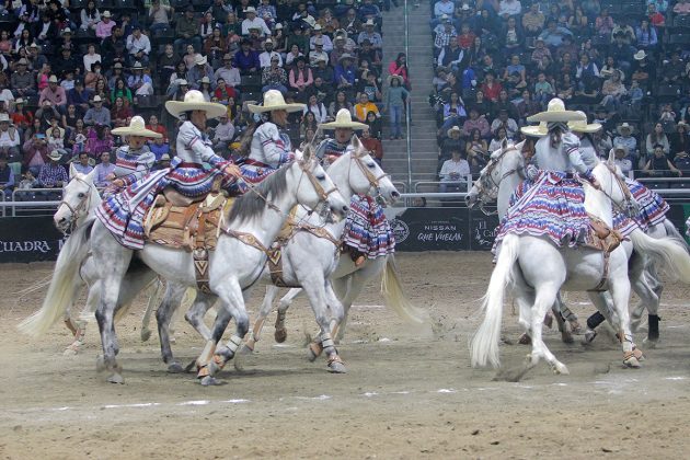 Abrieron con victoria las Soles del Desierto en la semifinal femenil a primera hora de este viernes