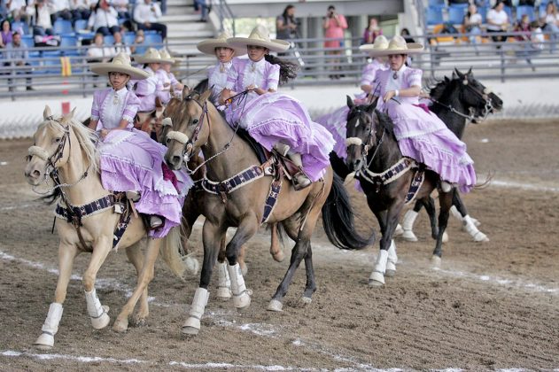 Buena presentación tuvo la escaramuza fronteriza Infantil de Mexicali, en categoría "A"