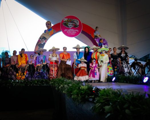 Elegantes las damas que participaron en la pasarela, incluyendo las soberanas nacionales de esta Federación