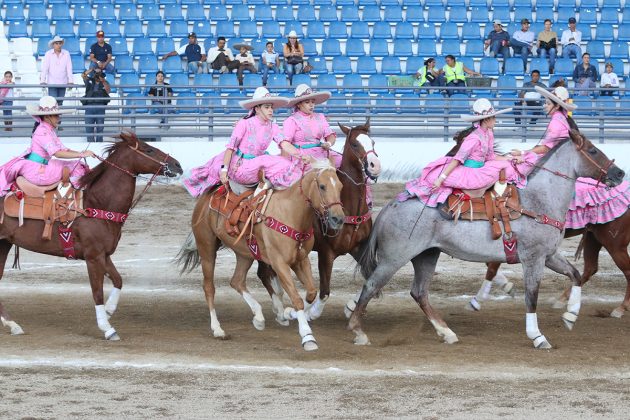 Emocionante cruce de las Alteñitas Pony de Jalisco, quienes lograron 256.00 puntos en su participación