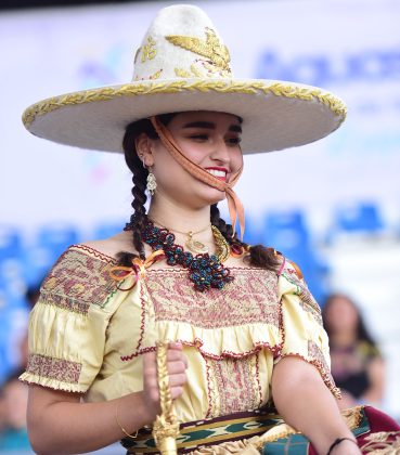 SGM Luisa I, soberana nacional de la Federación Mexicana de Charrería, engalana con su presencia las competencias de este campeonato nacional de las categorías infantiles y juveniles