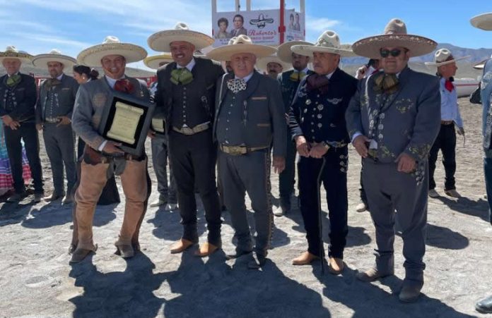 Aaron Feliciano Covarrubias fue galardonado por la Federación Mexicana de Charrería con la 