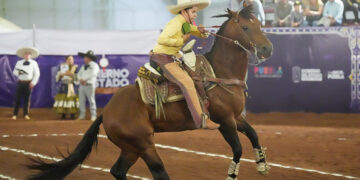 Brillante actuación de los Charros del Mesón en Puebla