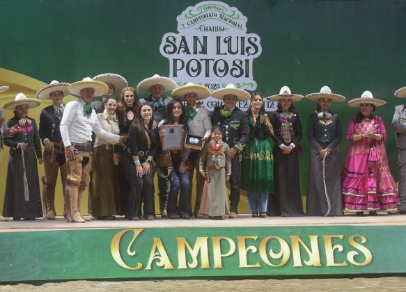 Premiación José Andrés Aceves Aceves, subcampeón nacional charro completo