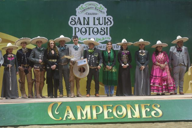 Premiación Emmanuel Rodríguez, tercer lugar nacional charro completo