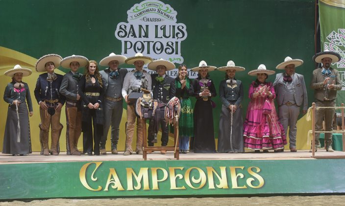 Premiación Augusto Sebastián Pérez, campeón del Coleadero Nacional 2024