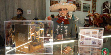 SGM Sofía I enriquece el acervo del Museo de la Charrería