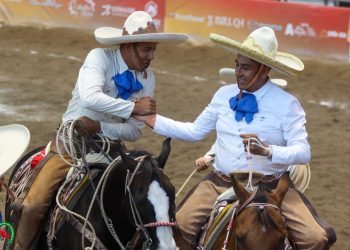 Trareysa y Rancho Las Cuevas levantan la tarde en la Arena San Marcos
