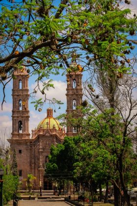 La Basílica de Guadalupe, uno de los más importantes entre los 138 templos existentes en la capital potosina