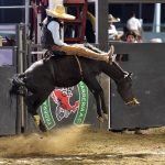 Carlos Martínez Villarreal pegó jineteadón de yegua de 25 puntos para Rancho El Picacho