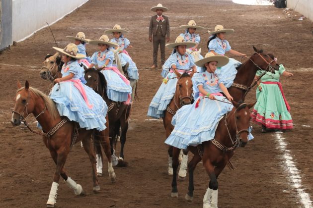 Las Coronelas de Hidalgo se adelantaron en la final categoría Dientes de Leche