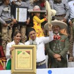 La Unión de Asociaciones de Charros de San Luis Potosí entregó un reconocimiento al gobernador potosino por su apoyo incansable en favor del único deporte nacional mexicano