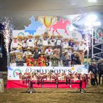 Premiación a los equipos que ocuparon los tres primeros lugares de la categoría Juvenil varonil