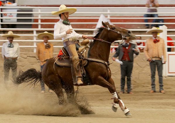 Miguel Ibarra Sánchez abrió la cuenta de Rancho El Quevedeño con cala de caballo de 39 unidades
