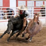 Ezequiel Márquez de Charros de La Laguna “B” se la jugó en un paso de la muerte ejecutado sin arreadores para sumar 31 puntos