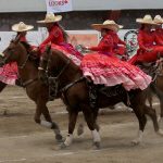 Muy cerca Charra Tuitán para de ganar la primera final de las escaramuzas, logrando 301.00 buenos