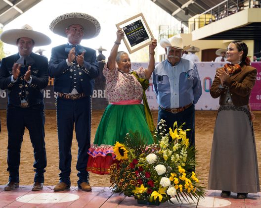 Emocionante el homenaje que la Unión de Asociaciones de Charros del Estado de Queretaro hizo a Doña María del Pueblito Orduña de Olvera