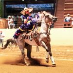 Anna Carmina Chávez Ortiz destacó con una soberbia punta de 20 metros para la escaramuza Villa Roatán