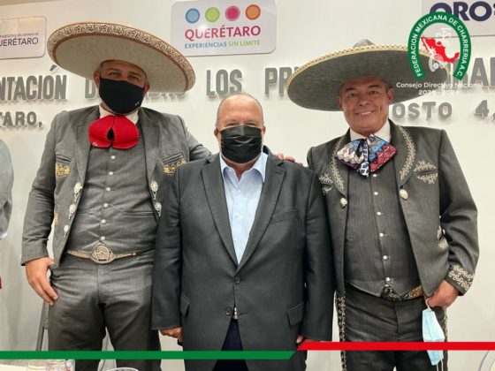 El presidente de la Federación, José Antonio Salcedo López, y el PUA de Querétaro, José Luis Maldonado Álvarez, junto al Secretario de Turismo del Estado de Querétaro, Hugo Burgos García
