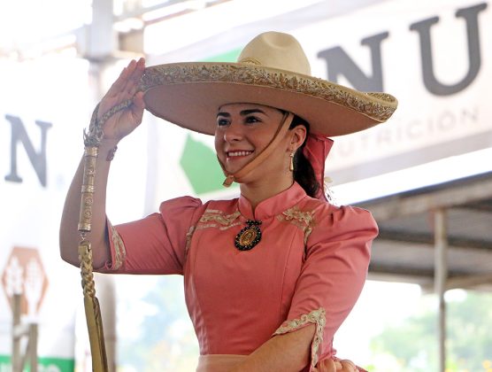 SGM María Isabel I, Reina Nacional de la Federación Mexicana de Charrería, engalana con su presencia las competencias de este Campeonato Nacional Categoría Charro Mayor