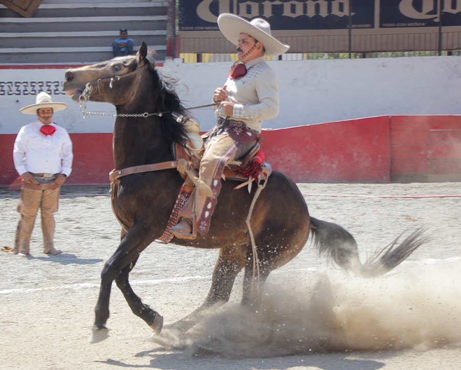 Silvano Gaxiola ejecutó cala de caballo de 30 unidades para la Selección de Sinaloa