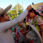 El gerente de la Federación, Gerente de la Federación, también colgó las medallas a las ganadoras de las categorías femeniles