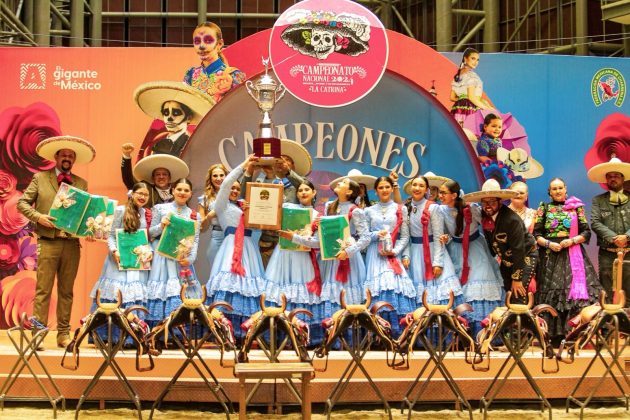 Premiación escaramuza campeona nacional Infantil "B", Herencia Charra