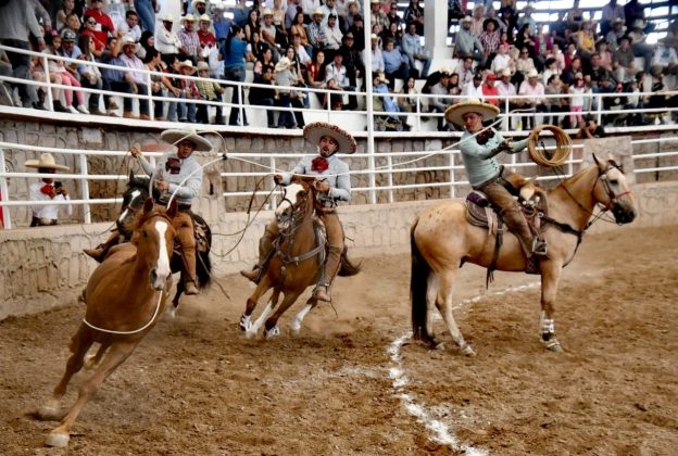 Ricardo Yáñez Vázquez logró sus las manganas a caballo por Rancho El Soyate
